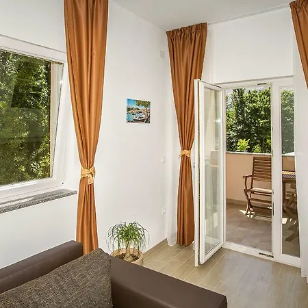 Residence Mediterraneo II Baška Zewnętrze zdjęcie